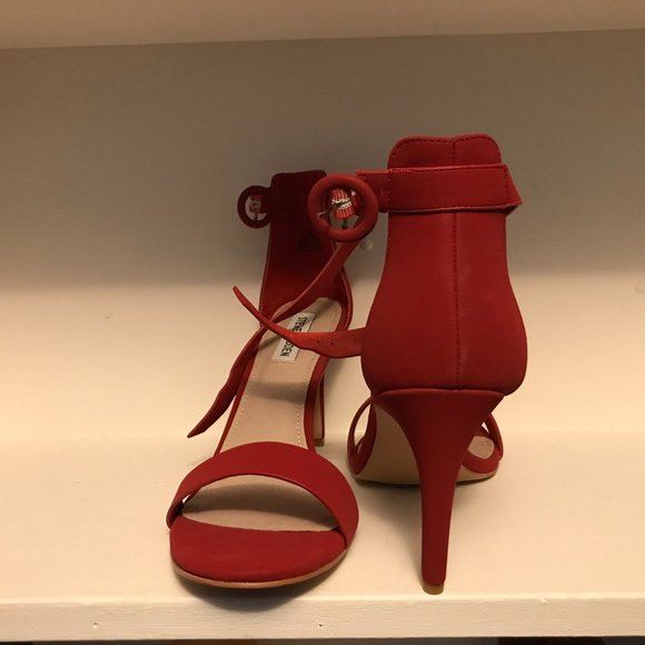 Steve Madden Heels - Picture 3 of 5